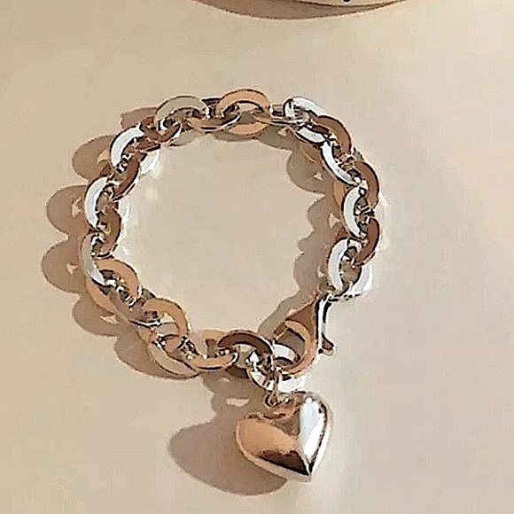 Sterling Silver Heart Charm Chain Link Bracelet - Picture 8 of 15